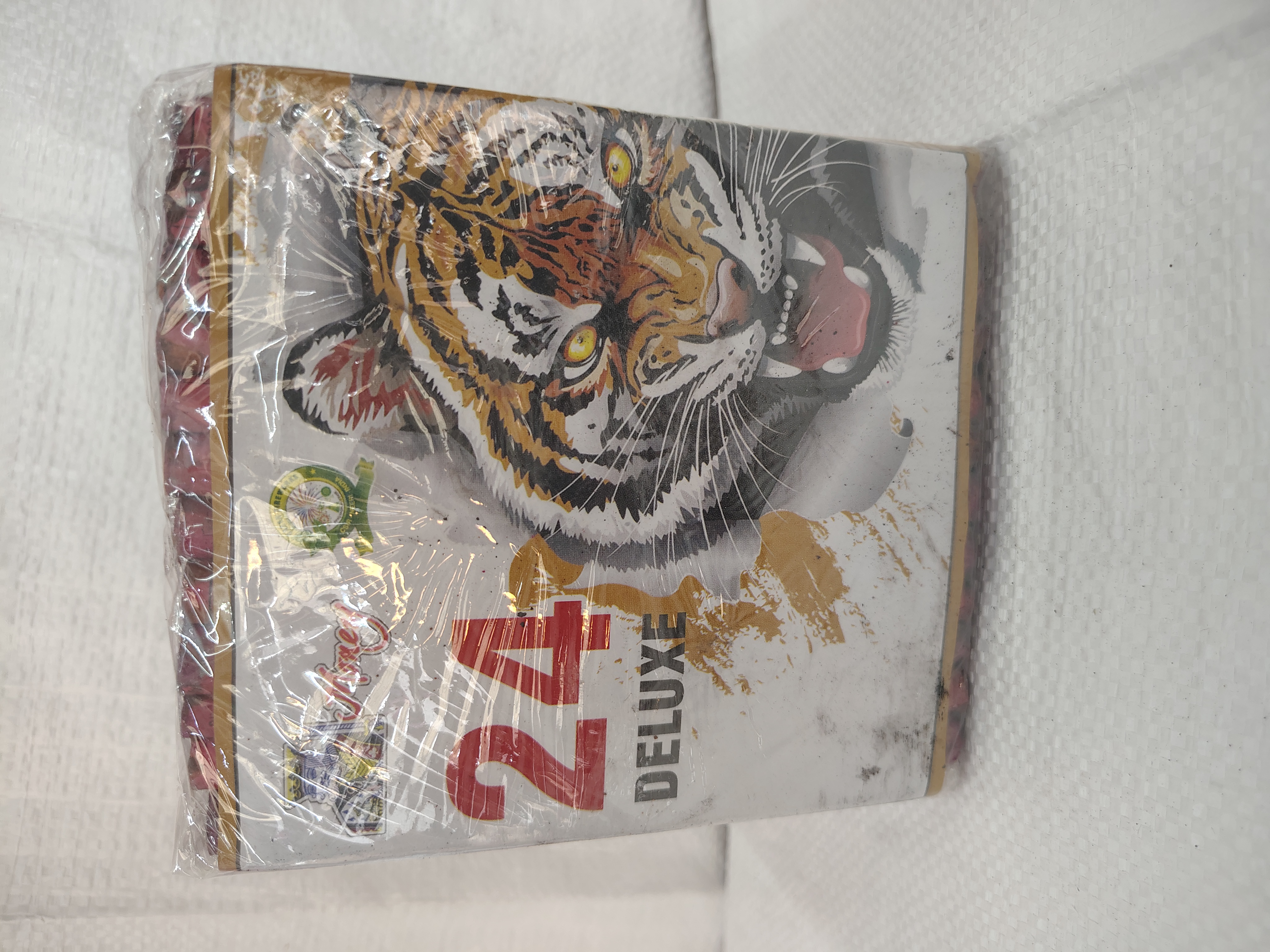 24 Deluxe